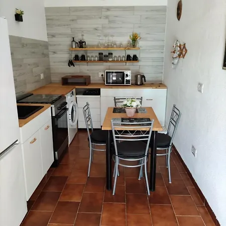 Apartment Casa Via Trinita *
